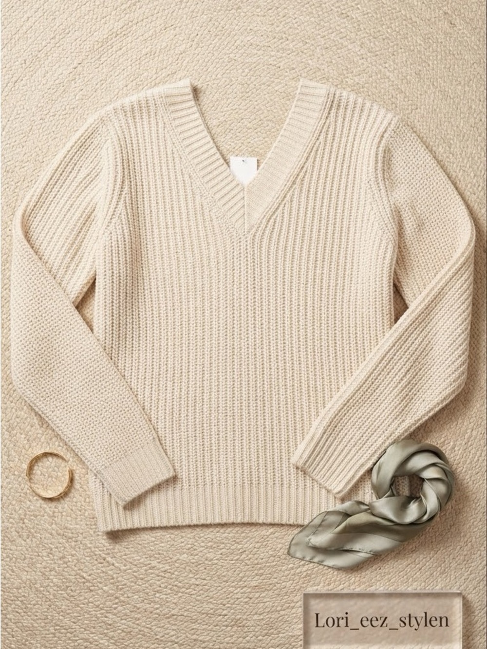 Zara Cream V-Neck Ribbed Knit Sweater